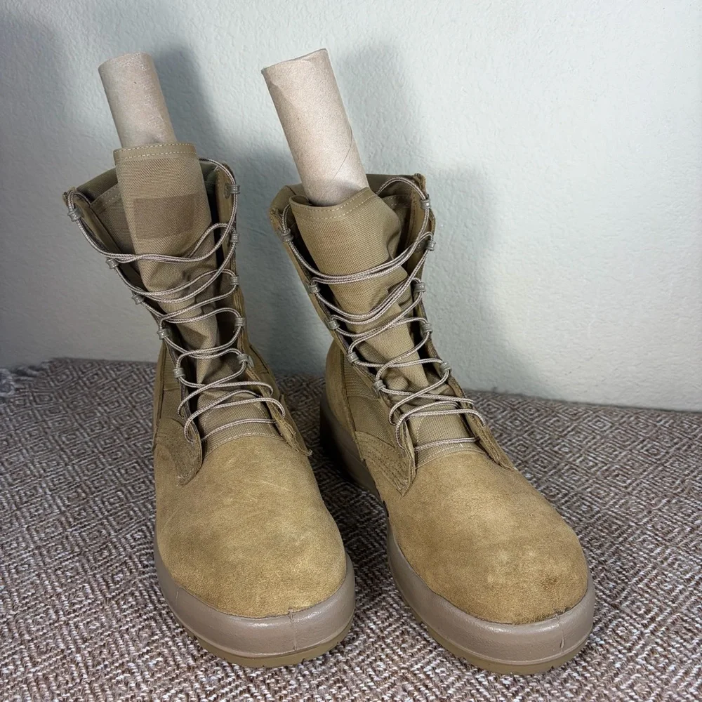Belleville combat boots Mens 10.5W Vibram Steel Toe WorkBoots Gorpcore